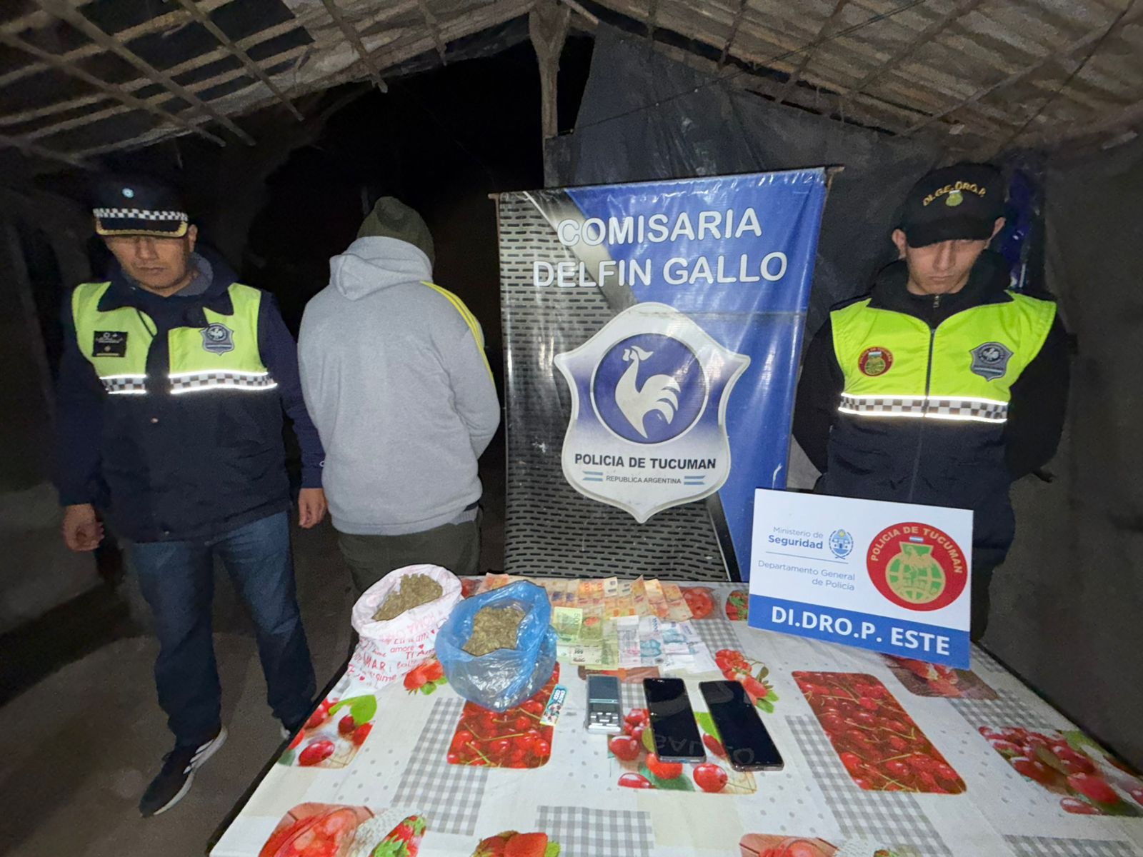 Buscaban un horno eléctrico robado y se encontraron con estupefacientes