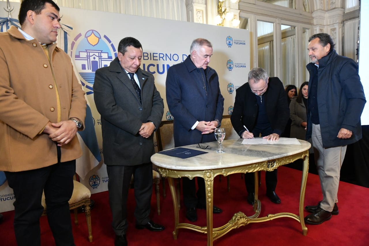 En Tucumán se reactivará la construcción de 1.700 viviendas con recursos provinciales
