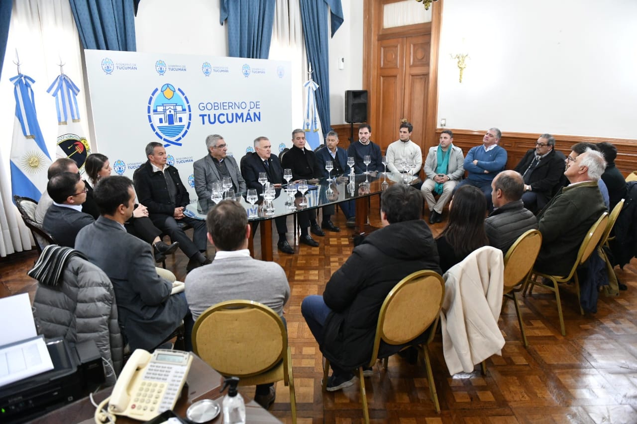 El gobernador Jaldo y el CFI otorgaron créditos a tasa diferenciada