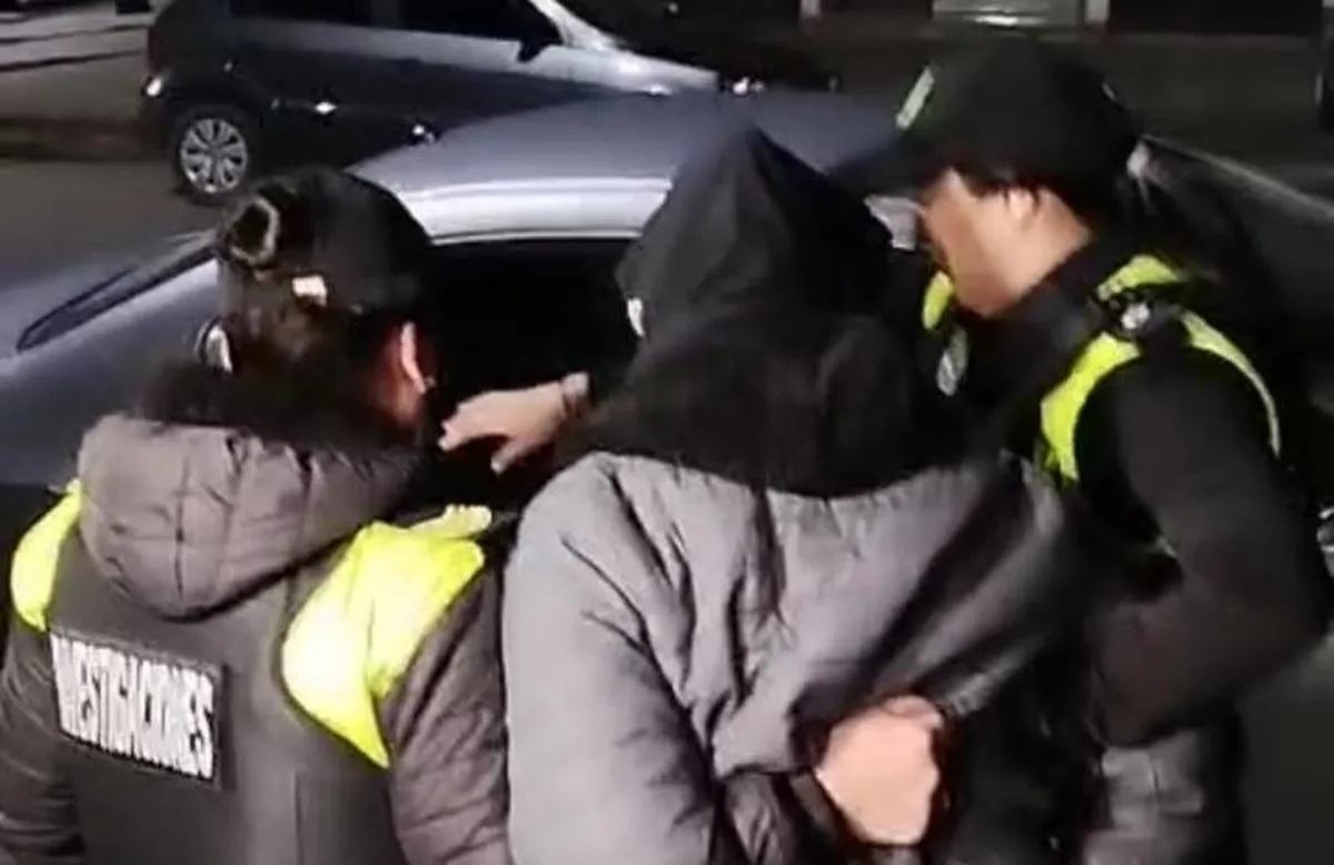 Trasladan a Delfín Gallo a la acusada de robar el celular del gobernador Jaldo en un acto público