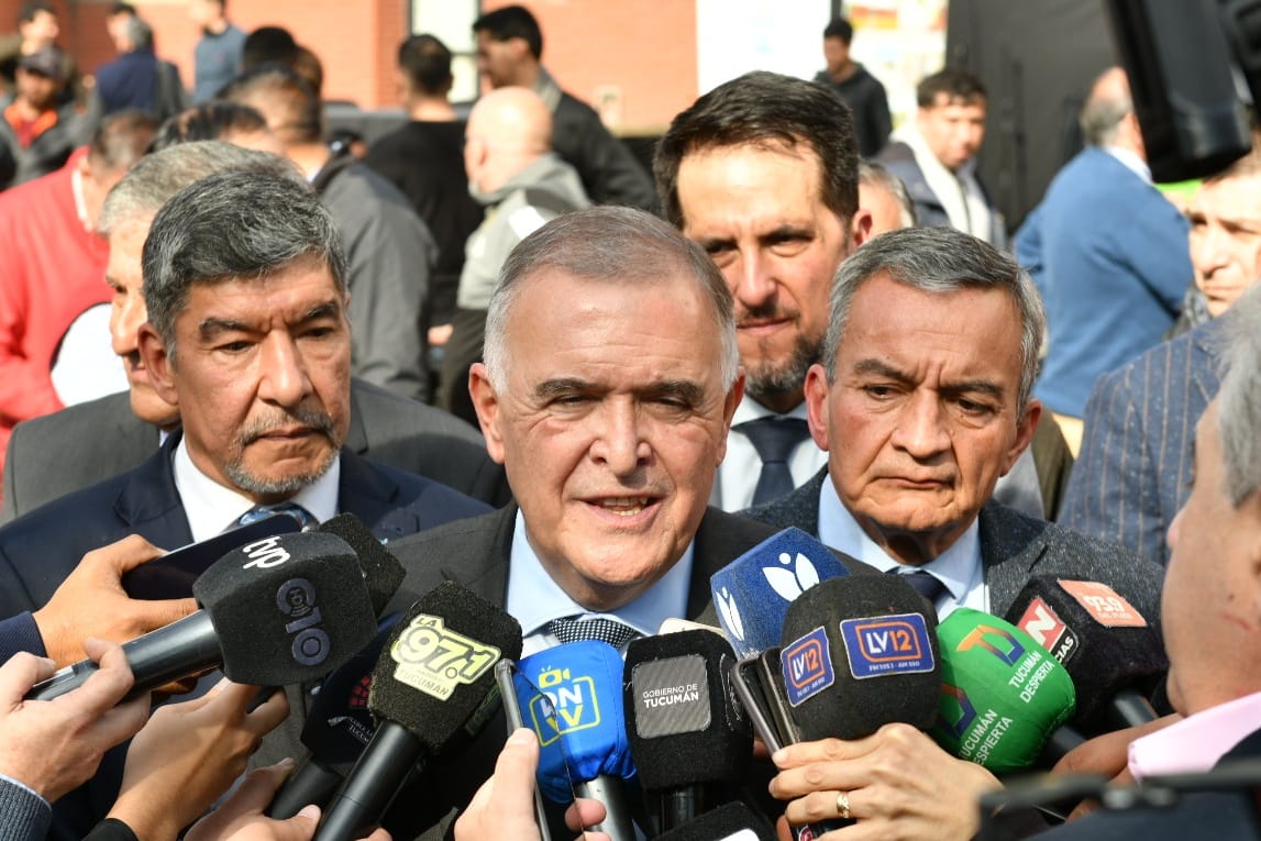 El gobernador Jaldo repudió la agresión contra Milei