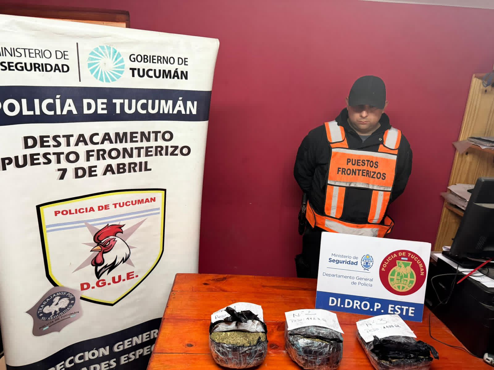 Secuestran más de tres kilos de flores de marihuana en un control fronterizo