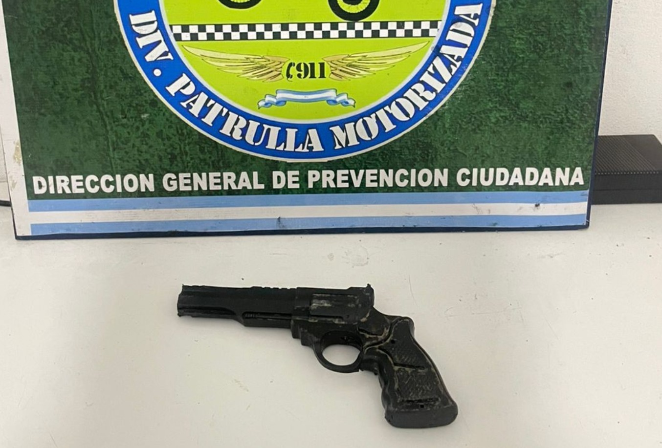 Inseguridad en Avenida Silvano Bores: asaltó y fue capturado tras una persecución